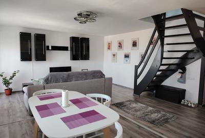 Apartament cu 3 camere decomandat în Central - 1