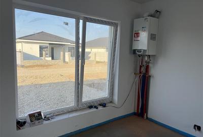 Casă cu 4 camere cu Teren 500 Mp în Sântandrei - 2