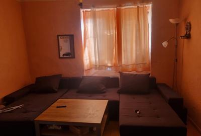 Casă cu 4 camere cu Teren 335 Mp în Central - 2