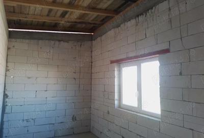 Casă cu 3 camere cu Teren 450 Mp în Central - 9