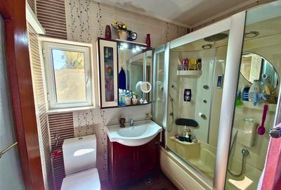 Duplex cu 6 camere cu Canalizare în 1 Mai - 13