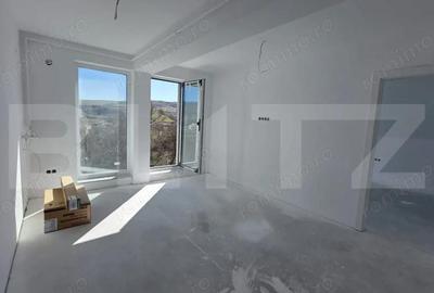 Apartament cu 3 camere decomandat în Central - 1