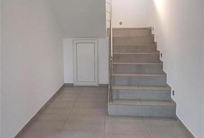 2 Case de vanzare langa liceu in Talmaciu - 11