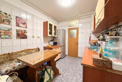 APARTAMENT 4 CAMERE DE VANZARE - 200 M METROU APARATORII PATRIEI - 6