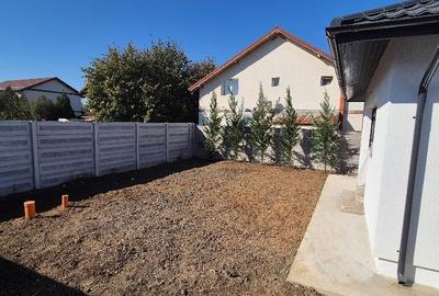 Domnesti, casa parter cu placa beton 130 000 € - 2