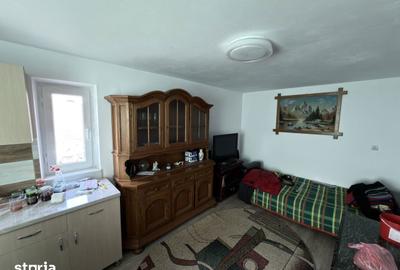 Casă cu 2 camere cu Teren 800 Mp în Mihai Eminescu - 4