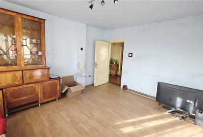 CASA 2 CAMERE 70 MP TEREN 601 MP DAMBUL ROTUND - 9