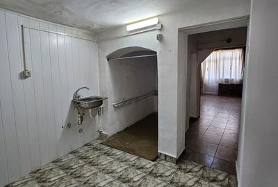 Spațiu comercial, de 25 mp, în Decebal - 2