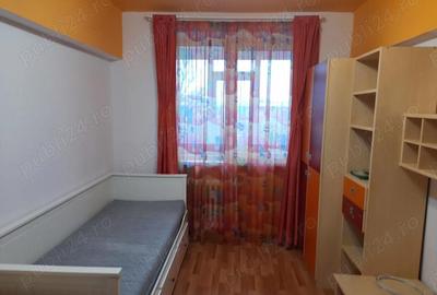 Apartament cu 3 camere decomandat în Giurgiului - 6