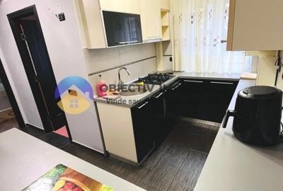 Apartament 2 camere de vanzare – Centru – Etaj 2 - 9