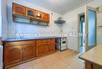 Apartament cu 4 camere decomandat în Progresul - 10