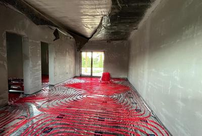 Duplex cu 3 camere cu Canalizare în Moșnița Nouă - 2