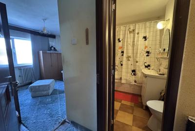 3 cam, 73 mp, decomandat, 2 bai, 2 balcoane, etaj 4, N. Titulescu - 15