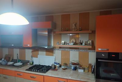 Casă cu 3 camere cu Teren 600 Mp în Petrești - 3