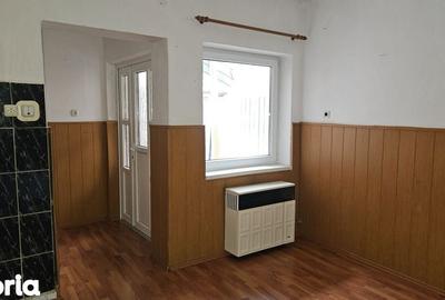 Casă cu 3 camere cu Teren 130 Mp în Central - 10