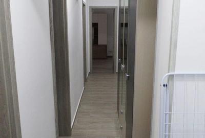 Apartament cu 3 camere decomandat în 9 Mai - 16