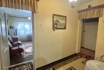 Apartament 3 camere, etaj 2, Garaj, Radauti - 13