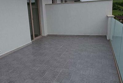 Apartament cu 2 camere decomandat în Central - 3