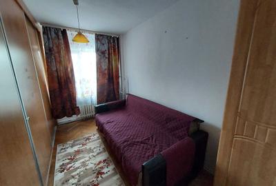 Apartament cu 3 camere decomandat în Crinț - 5