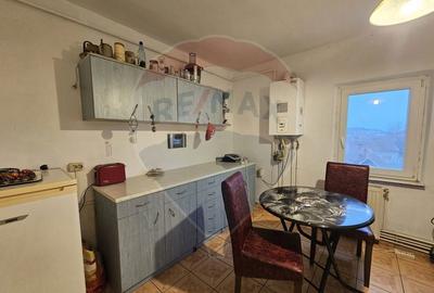 Apartament cu 4 camere decomandat în Lugoj - 3