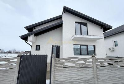 Casă individuală cu 4 camere cu Teren 380 Mp în Berceni - 1