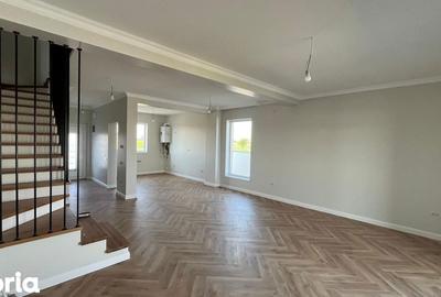 Casă cu 4 camere cu Teren 260 Mp în Moșnița Nouă