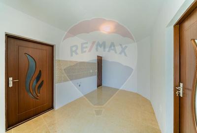 Apartament cu 2 camere de vanzare - curte comuna - 2