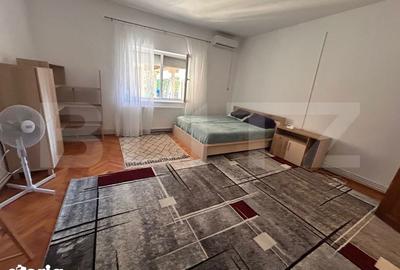 Casă cu 4 camere cu Teren 588 Mp în Mehala - 2
