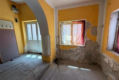 Casă individuală cu 8 camere cu Canalizare în Braytim - 12