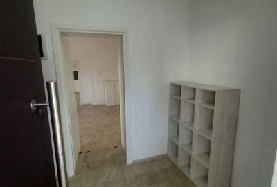 Spațiu comercial, de 54 mp, în Hala Centrală - 1