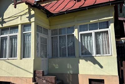 Casă cu 3 camere cu Teren 200 Mp în Central - 3