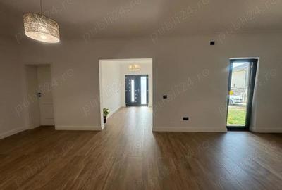 Casă cu 3 camere cu Teren 617 Mp în Exterior Vest - 2