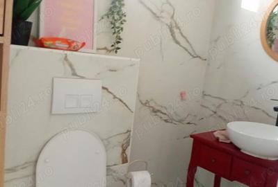 Casă cu 5 camere cu Teren 375 Mp în Central