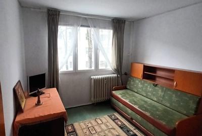 Apartament cu 3 camere decomandat în Giurgiului - 10