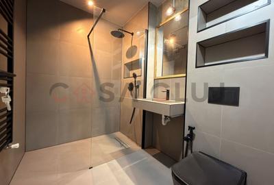 La Cheie, Manastur, Piata Flora!! - 4