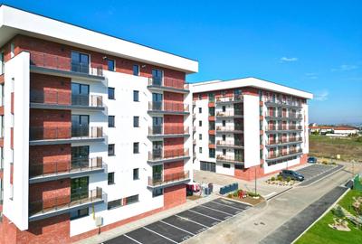 Apartament 1 camera 46 mp, debara, bucatarie si zona dormit separate, avans 15% - 17