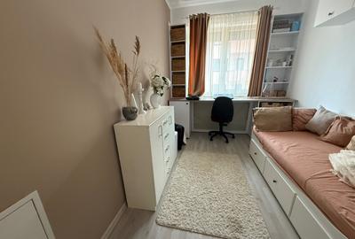 Apartament cu 3 camere decomandat cartier Visoianu