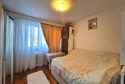 Apartament cu 2 camere semidecomandat, mobilat în Pajura - 8