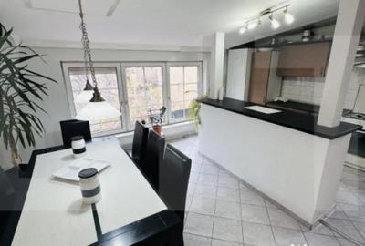 Apartament cu 5 camere în Central - 5