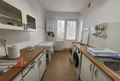 Apartament 3 camere , Decomandat , 500m de UMF - 7