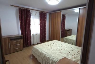 Apartament cu 2 camere decomandat în Lazu - 1