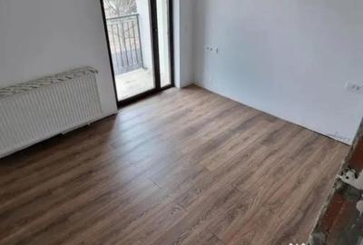 Casă cu 4 camere cu Teren 350 Mp în Central - 3