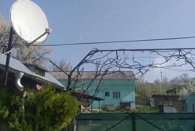 Casă cu 3 camere în Dolhești - 2