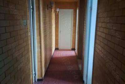 Apartament de vanzare in Sebe? Alba cartier Lucian Blaga 4 camere .2 balcone.pivni?a .pod - 7