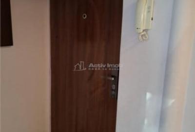 Apartament cu 2 camere semidecomandat în Micro III - 7