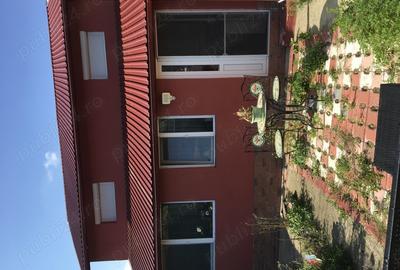 Casă cu 5 camere în Tuzla