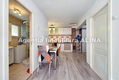 Apartament cu 2 camere la casa si curte in Deva, zona Ceangai, 60mp, etaj 1... - 2