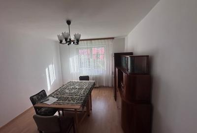 Apartament 2 camere- Zona Mihai Viteazu - - 2