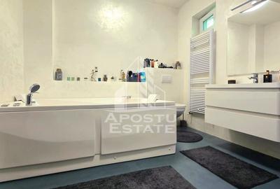 Casa individuala 4 camere , curte amenajata , terasa si piscina - 2