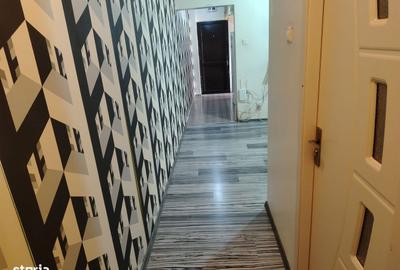 Apartament cu 3 camere decomandat în Ostroveni - 4